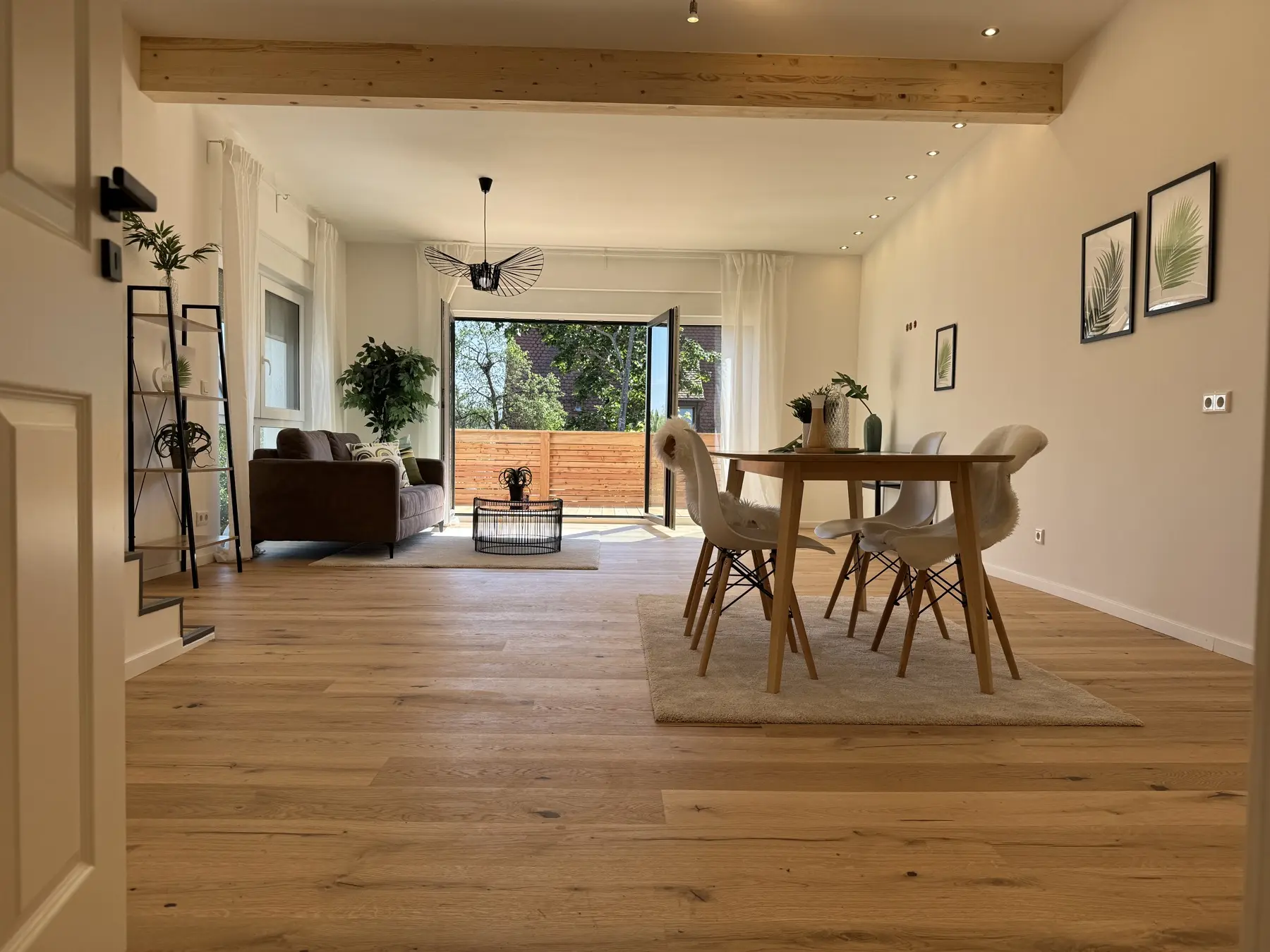 Natürliche Materialien kombiniert mit modernem Design